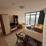 Spacious Beachfront - Kaya Appartamento Sunny Beach
