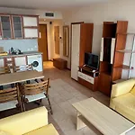 Spacious Beachfront - Kaya Appartamento Sunny Beach