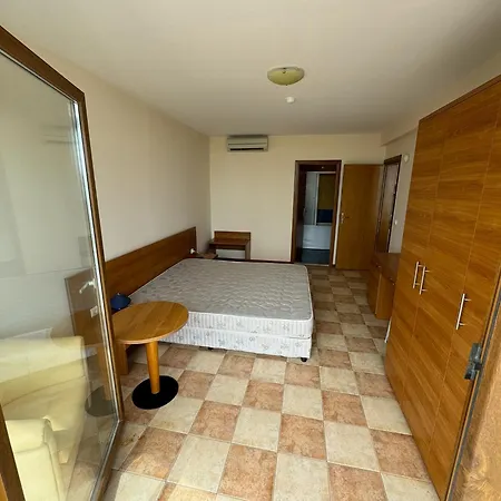 Appartement Spacious Beachfront - Kaya *