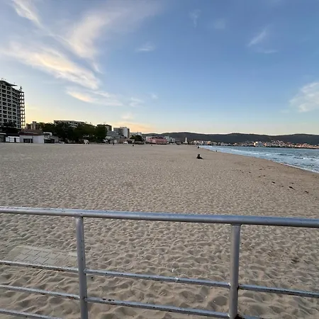 Διαμέρισμα Spacious Beachfront - Kaya