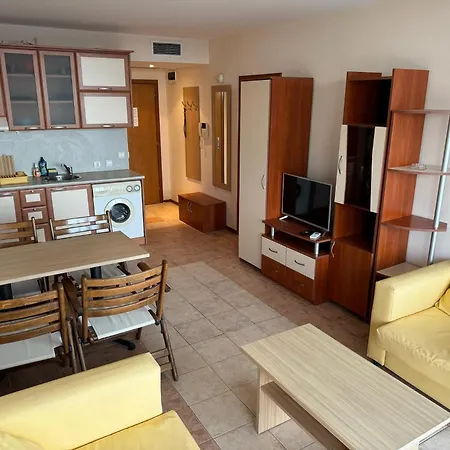 Spacious Beachfront - Kaya Appartement Sunny Beach