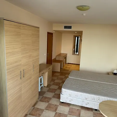 Appartement Spacious Beachfront - Kaya