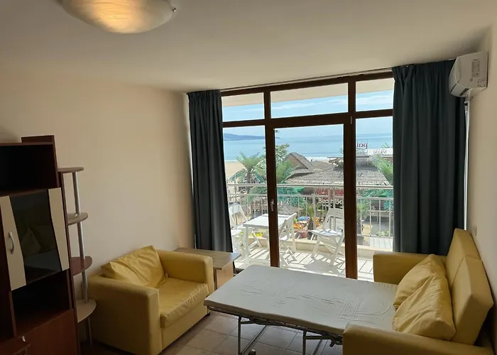 Διαμέρισμα Spacious Beachfront - Kaya