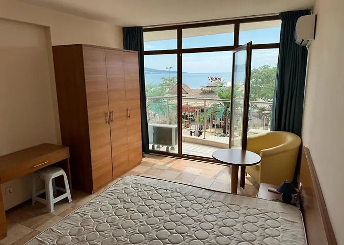 Διαμέρισμα Spacious Beachfront - Kaya Σάνι Μπιτς