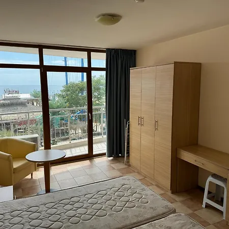 Spacious Beachfront - Kaya * Сонячний Берег