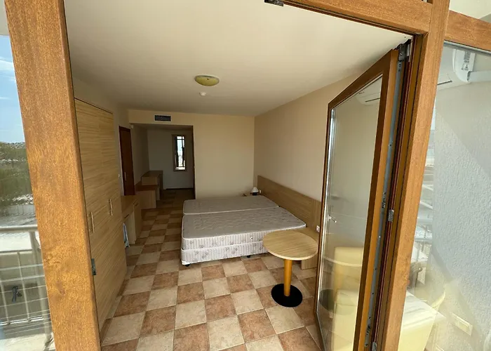 Spacious Beachfront - Kaya * Sunny Beach