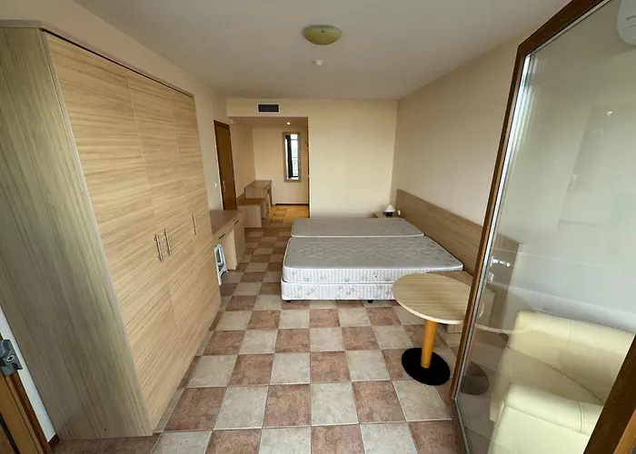 Apartment Spacious Beachfront - Kaya Sunny Beach