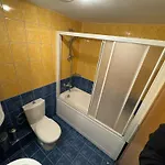 Spacious Beachfront - Kaya Apartman