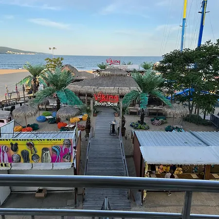 Apartman Spacious Beachfront - Kaya